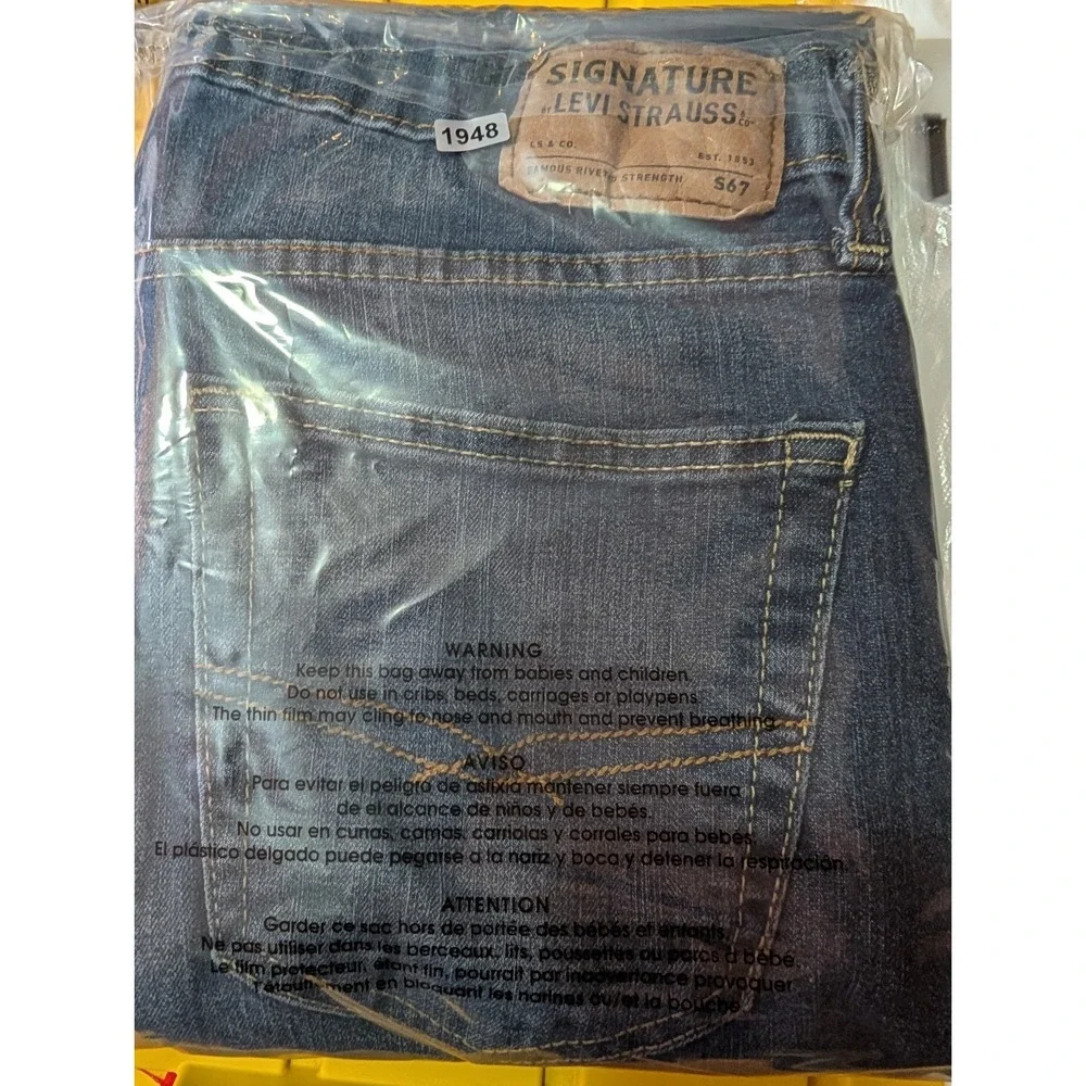 Signature by Levi Strauss & Co. Regular Fit Straight Blue Denim Jeans 32‎ X 32